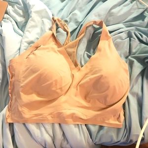 True and co racerback bra